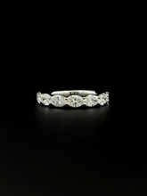 Lab grown diamond band ring