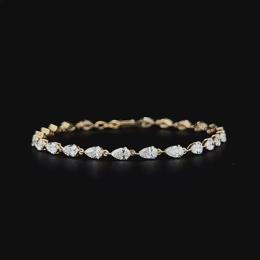 Lab grown diamond cuff bracelet