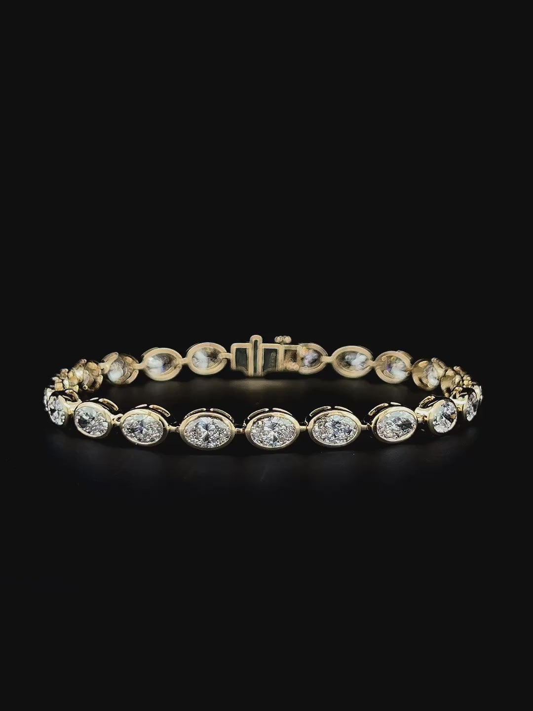 Lab grown diamond bezel bracelet